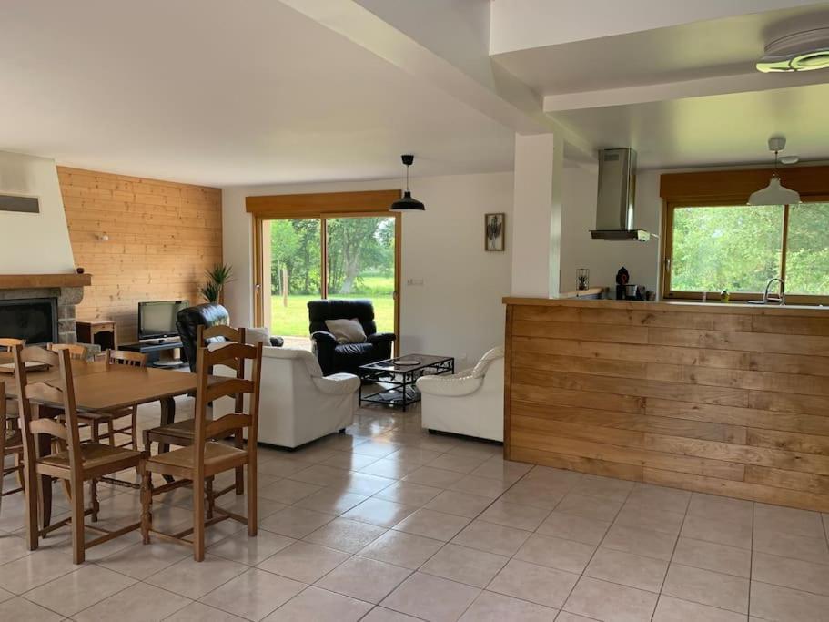 Gite De La Poupardiere, Maison De Campagne En Bordure De Riviere - 2 Nuits Minimum Villa Les Cresnays Ngoại thất bức ảnh